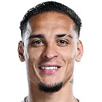  巴西人转圈天赋？库尼亚赛前热身在B费面前表演安东尼转圈 新闻 巴西人转圈天赋？库尼亚赛前热身在B费面前表演安东尼转圈 新闻