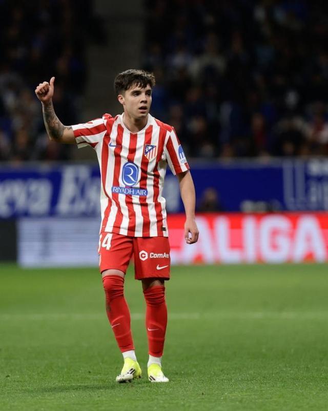 首发出战西甲,21岁后卫胡利奥-迪亚斯上演马竞一线队首秀 新闻