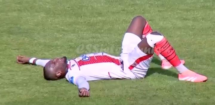  斋戒期间突尼斯联赛下午一点比赛，终场哨响两队球员体力不支均趴窝 新闻