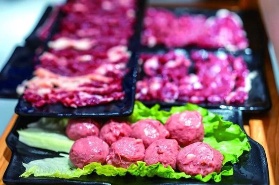 市场牛肉丸品质分化严重；低含量产品占据主流渠道。