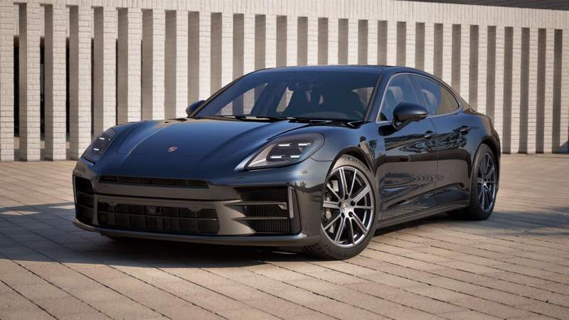 保时捷Panamera尽享版，以智慧定价策略巧妙应对税务调整，彰显豪华轿车新格局。