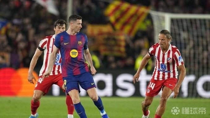 【战术复盘】莱万被换下背后:弗里克防守优先的必然选择 体育新闻